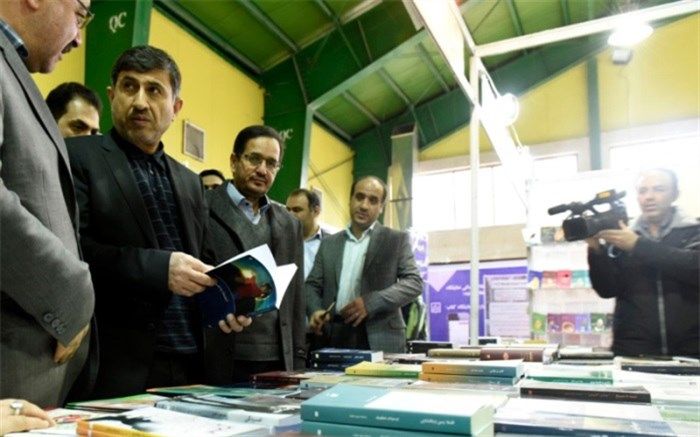 ناشران و علاقمندان کتاب با بسترسازی مناسب حمایت می شوند