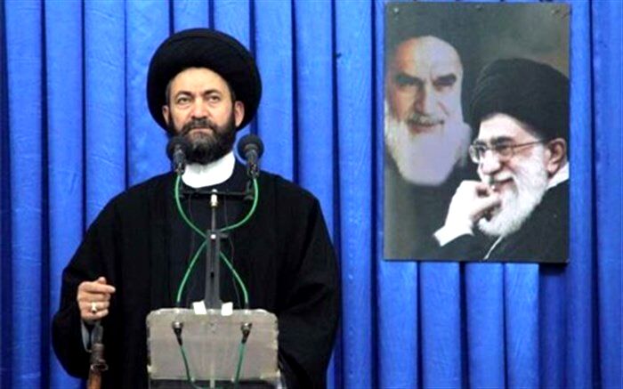 انتقاد امام جمعه اردبیل از استیضاح مکرر وزرا در مجلس