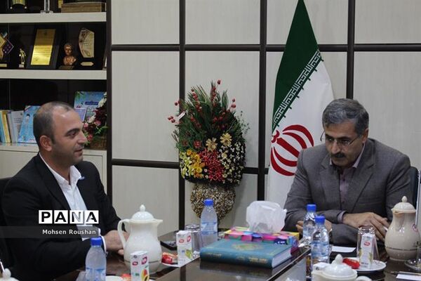 دیدار نایب رئیس  فدراسیون موج سواری آسیا با مدیرکل آموزش و پرورش استان بوشهر