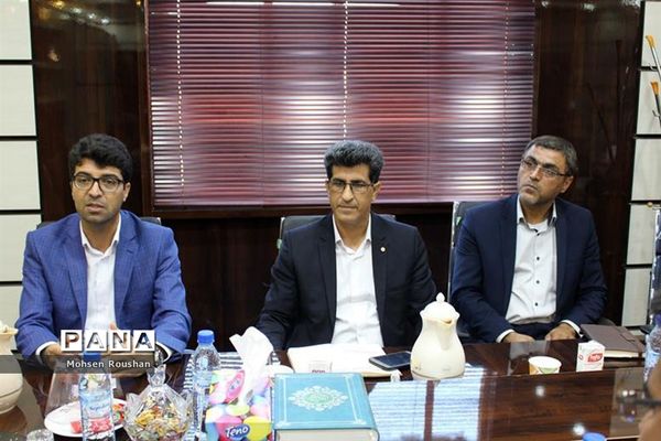 دیدار نایب رئیس  فدراسیون موج سواری آسیا با مدیرکل آموزش و پرورش استان بوشهر