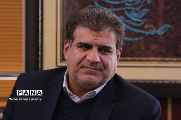 دیدار صمیمی استاندار تهران  با مدیرکل آموزش و پرورش شهر تهران
