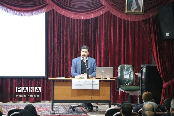 گردهمایی معاونان پرورشی مدارس قطب شهید شوشتری