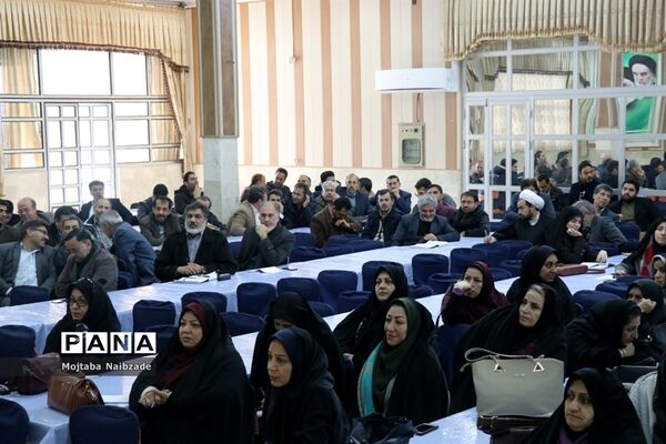 گردهمایی معاونان پرورشی مدارس قطب شهید شوشتری