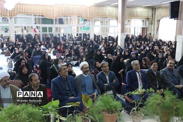 گردهمایی معاونان پرورشی مدارس قطب شهید شوشتری