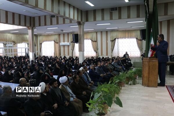گردهمایی معاونان پرورشی مدارس قطب شهید شوشتری