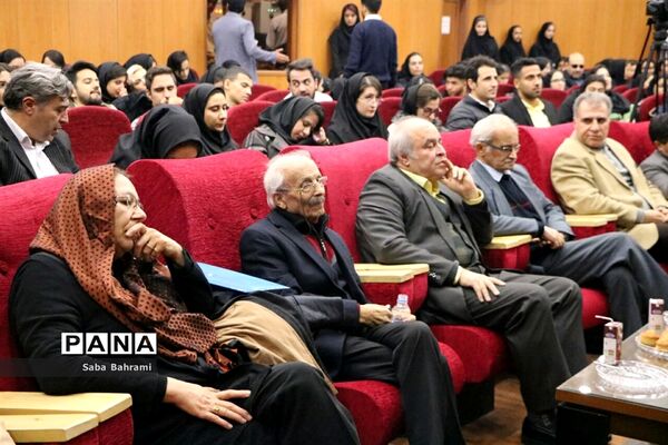 همایش ادبیات  شعر و هنردر شهرقدس