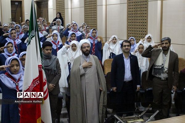 محفل انس با قرآن در مرکز همایش های بین المللی و قرآنی همدان