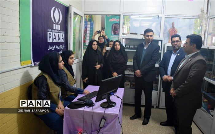 افتتاح همزمان دو پایگاه خبرگزاری پانا درمدارس ناحیه ۳ اهواز