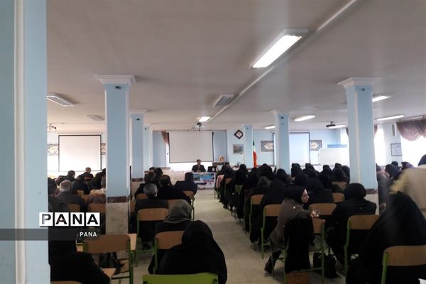 دوره تبلیغ و ترویج سبک زندگی ایرانی  اسلامی در ارومیه