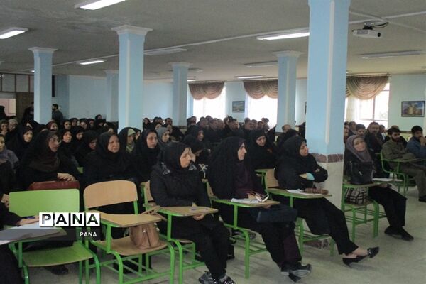 دوره تبلیغ و ترویج سبک زندگی ایرانی  اسلامی در ارومیه