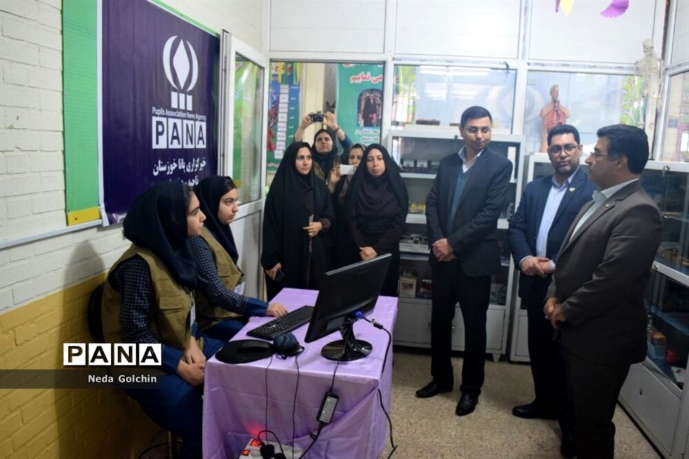 افتتاح همزمان دو پایگاه خبرگزاری پانا در مدارس ناحیه ۳ اهواز