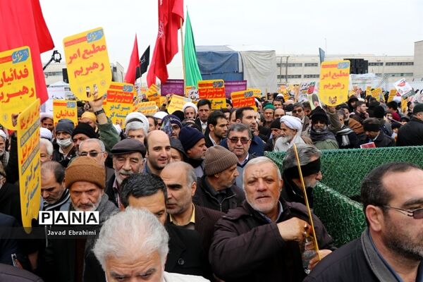 راهپیمایی 9 دی در مشهد