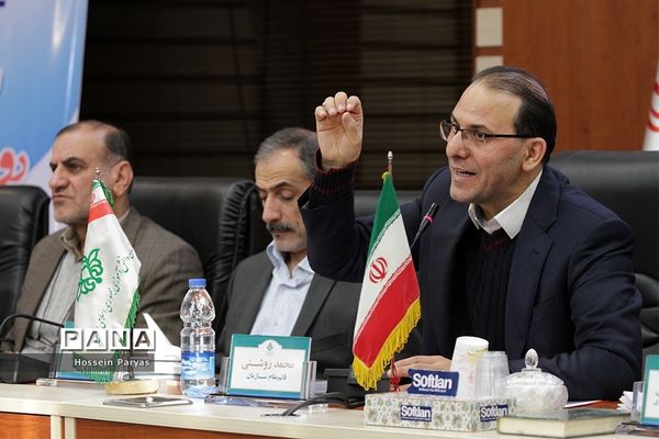 نشست هم‌اندیشی  مدیران ستادی و استانی سازمان دانش‌آموزی