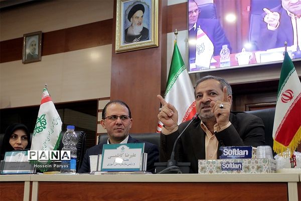 نشست هم‌اندیشی  مدیران ستادی و استانی سازمان دانش‌آموزی