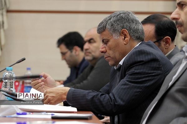 نشست هم‌اندیشی  مدیران ستادی و استانی سازمان دانش‌آموزی