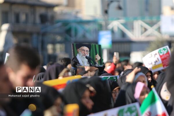 برگزاری مراسم 9 دی در میدان امام حسین(ع)