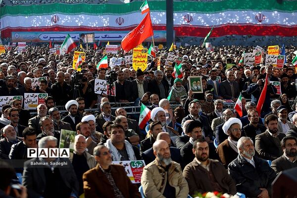 بزرگداشت حماسه ۹ دی در میدان امام حسین(ع)
