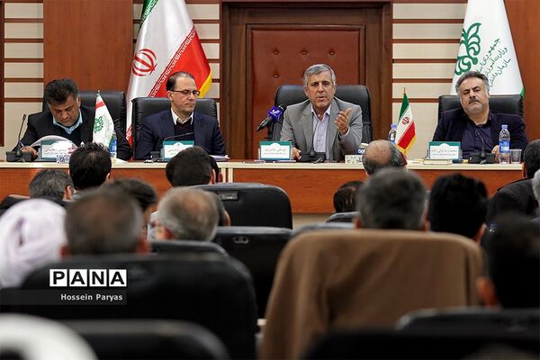 نشست هم اندیشی مدیران استانی سازمان دانش‌آموزی و مدیران انجمن اولیا و مربیان