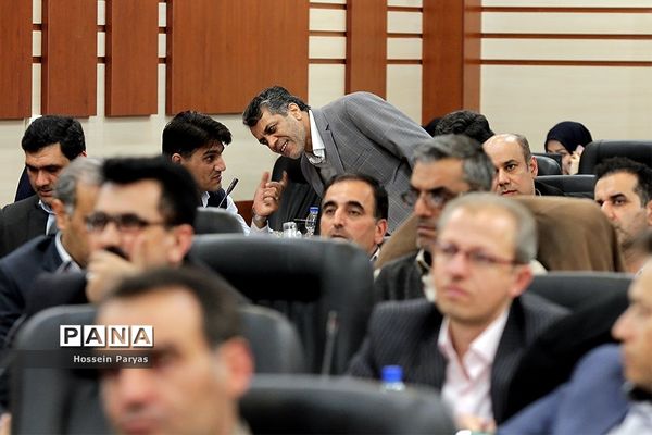 نشست هم اندیشی مدیران استانی سازمان دانش‌آموزی و مدیران انجمن اولیا و مربیان