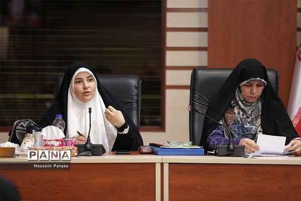 نشست هم‌اندیشی مدیران ستادی و استانی سازمان دانش‌آموزی- 2