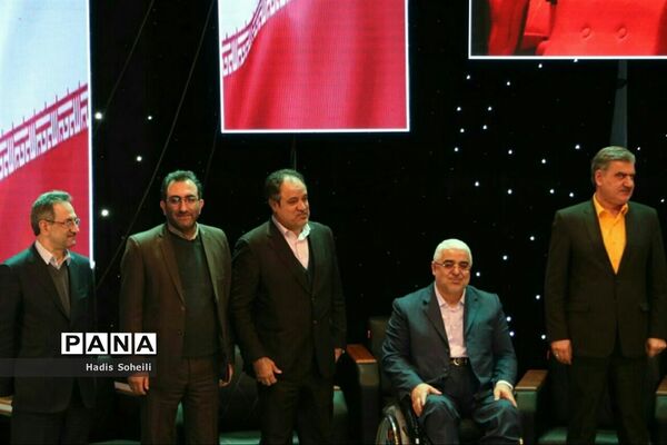 گردهمایی اقوام غرب استان تهران درشهر قدس
