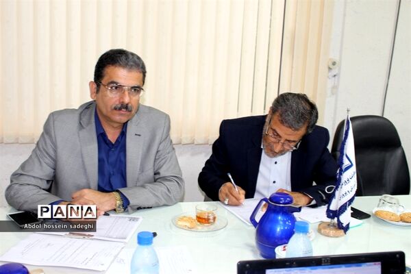 نشست تخصصی کار گروه زیر نظام تربیت معلم و تامین منابع انسانی استان بوشهر