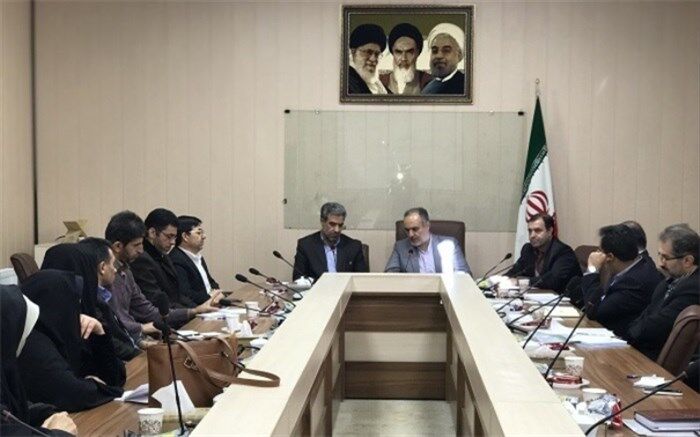 راه حل برون رفت از مشکلات مالی هنرستان ها و مدارس کاردانش،آموزش،تولید و عرضه است