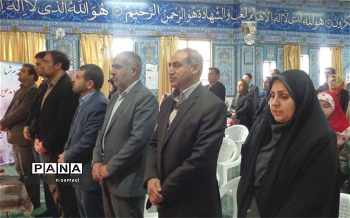 طرح تحکیم بنیان خانواده در آموزشگاه مهندس معصومی ناحیه 4 اجرا شد