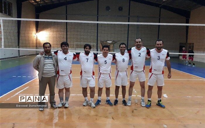 حضور تیم والیبال اداره کل راه و شهرسازی خراسان شمالی در مسابقات ورزشی کارکنان دولت