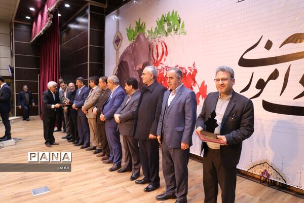 آیین بزرگداشت سالروز تاسیس نهضت سواد‌آموزی آذربایجان شرقی