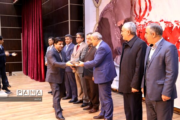 آیین بزرگداشت سالروز تاسیس نهضت سواد‌آموزی آذربایجان شرقی