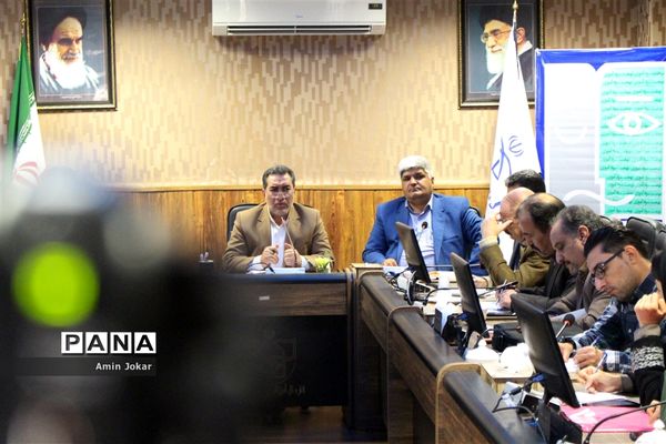 نشست خبری مدیرکل آموزش و پرورش فارس به‌مناسبت هفته نهضت سوادآموزی