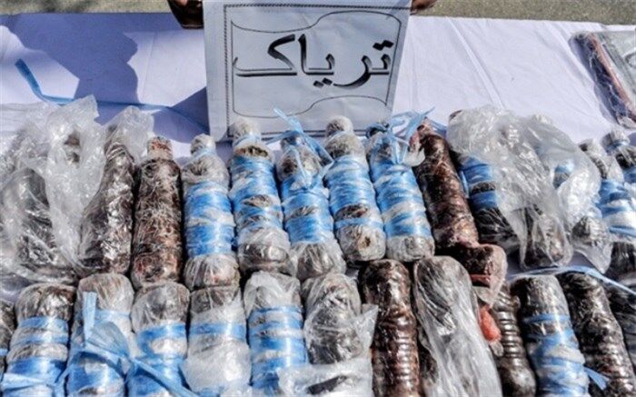 توقیف تریلی حامل ۲۳۰ کیلو‌گرم تریاک در یزد