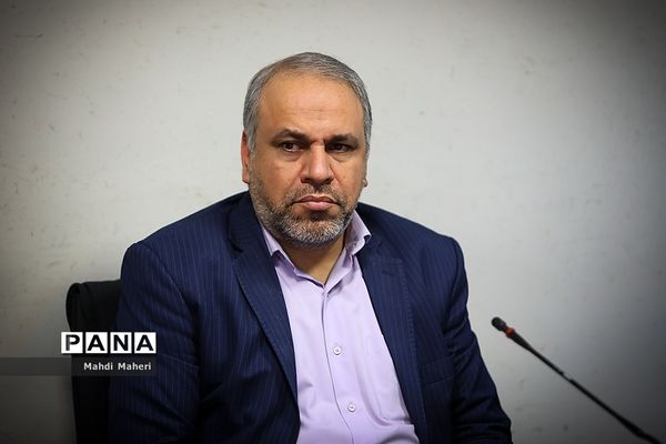 جلسه ستاد بزرگداشت 8 اسفند روز امور تربیتی