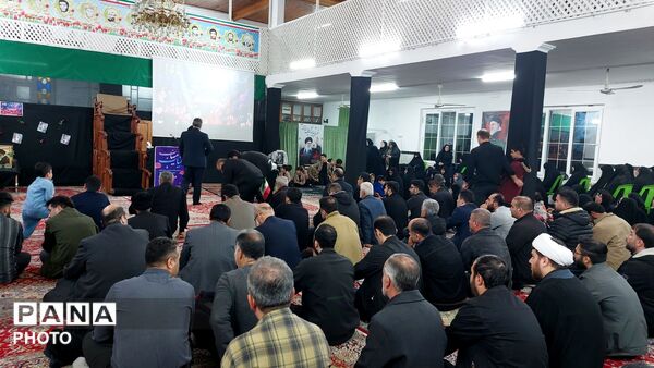 عزاداری فرهنگیان املش در چهلم رهبر شهید و شهدای مظلوم میناب 