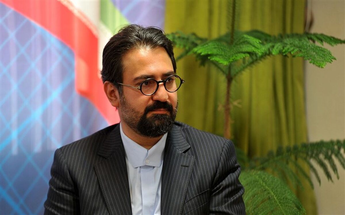 معاون هنری : فریادها برای چند اثر بلند می شود اما تعداد فراوان آثار دیده نمی شود
