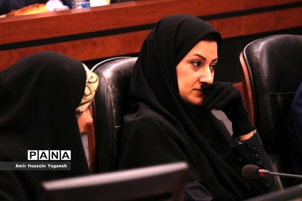 هشتاد و چهارمین جلسه شورای اداری منطقه آزاد کیش