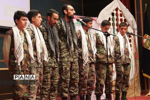 اختتامیه استانی جشنواره شعر دفاع مقدس در بیرجند