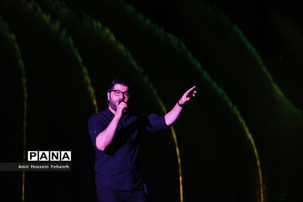 کنسرت حامد همایون در جزیره کیش