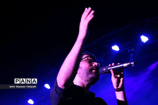 کنسرت حامد همایون در جزیره کیش