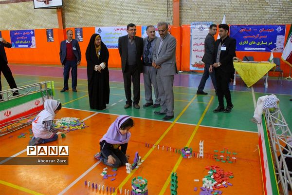 برگزاری مسابقه دومینو دانش‌آموزان ناحیه 2 شیراز