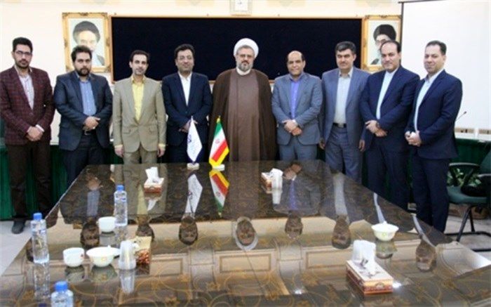 مدیر کل آموزش و پرورش استان یزد: مهمترین حوزه پرورشی دانش‌آموزان، گسترش فرهنگ نماز و قرآن است