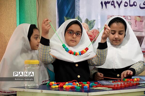 نشست هم اندیشی بازی و یادگیری