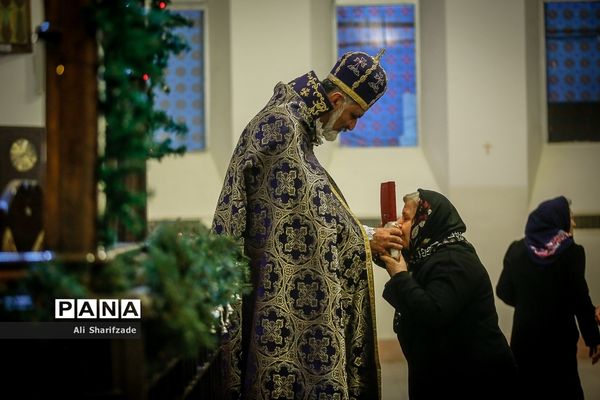 مراسم میلاد حضرت عیسی مسیح در کلیسا حضرت مریم