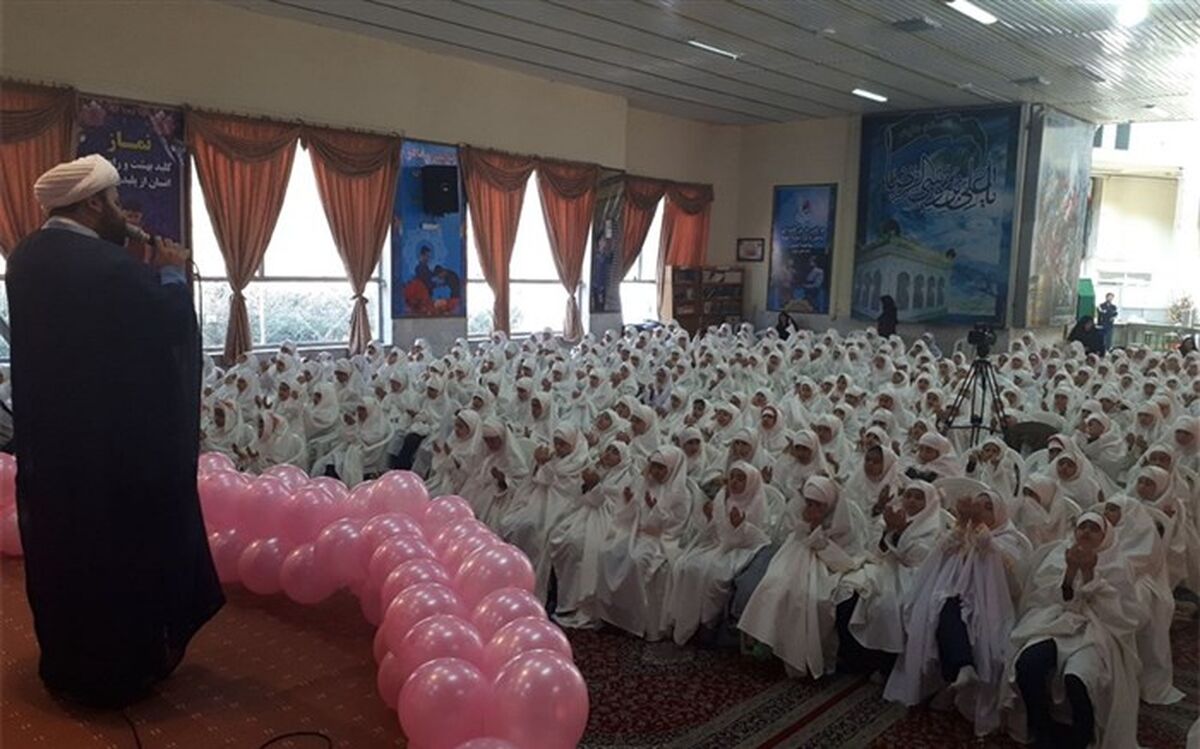 برگزاری با شکوه جشن  تکلیف دانش آموزان دختر مقطع ابتدایی ناحیه 6 مشهد مقدس