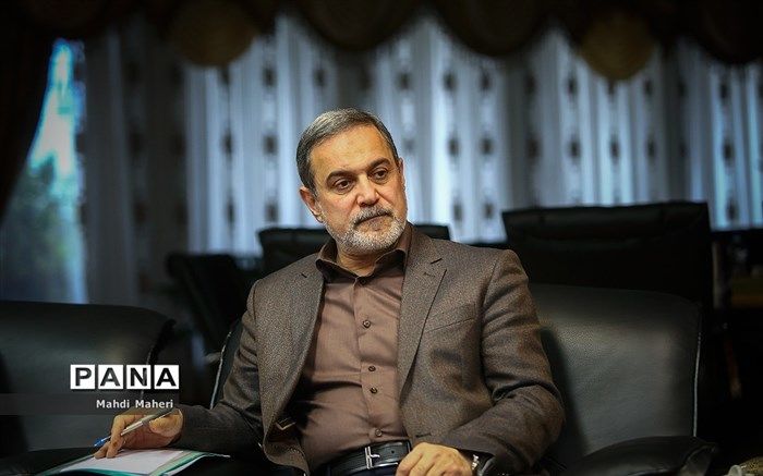 بطحایی: لایحه رتبه‌بندی معلمان تا پایان سال به مجلس تقدیم می‌شود