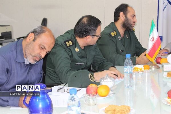 جلسه ستاد هماهنگی راهیان نور مرحله برادران بسیج دانش‌آموزی استان بوشهر