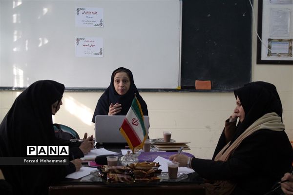 کارگاه آموزشی مدیریت فوریت ویژه مشاوران چهاردانگه