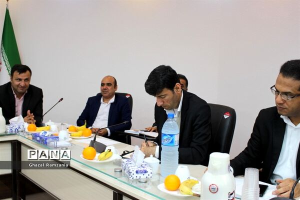 دوره آموزشی آشنایی با قوانین و مقررات اداری در بوشهر