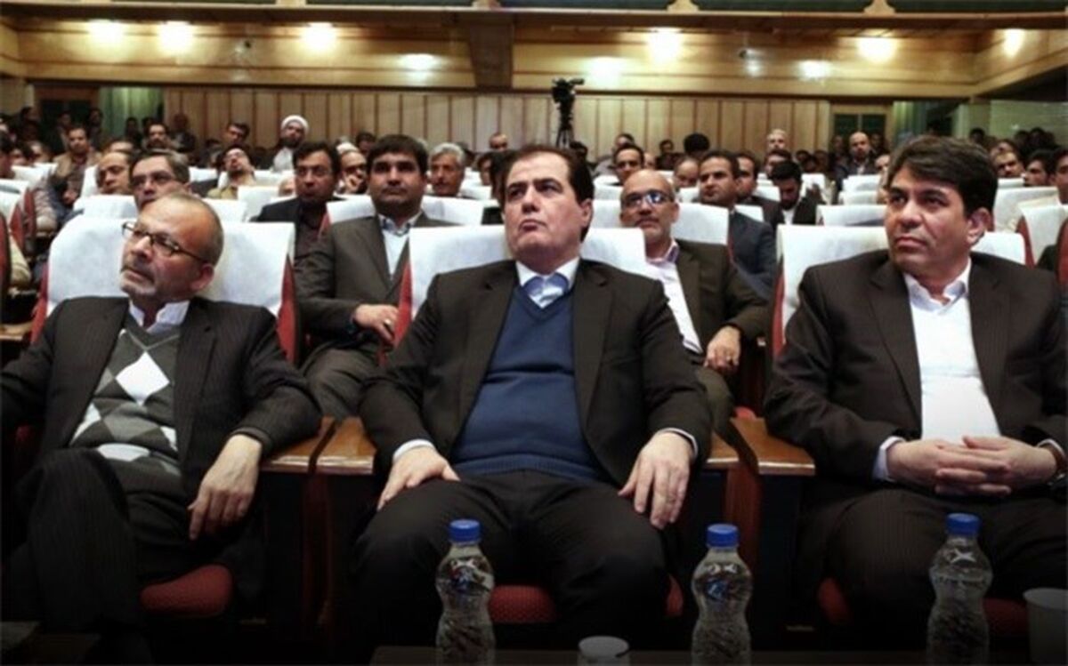 وحدت و همبستگی، رمز موفقیت کشور در شرایط تحریم است